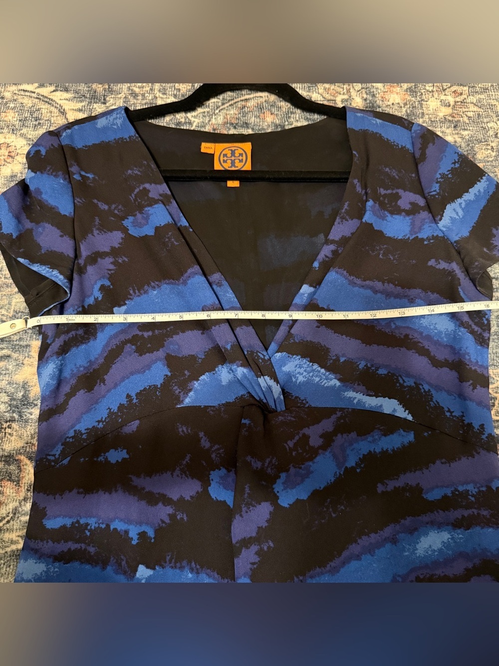 Tory Burch| 100% Silk Blue Black Abstract Print V Neck Cocktail Dress Size 6 - Picture 5 of 8